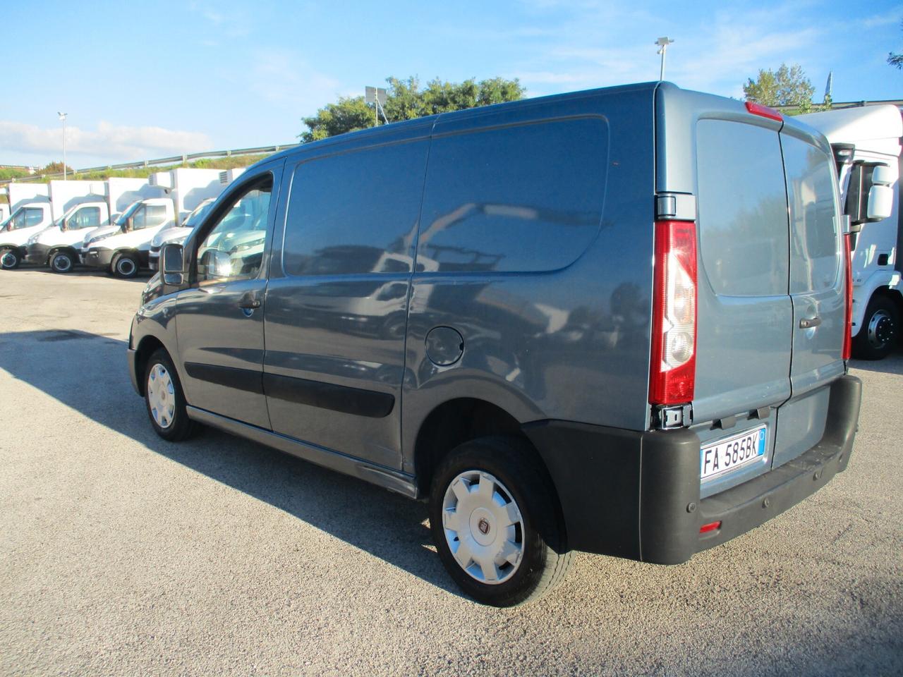 Fiat Scudo 2.0 M-JET 130CV EURO5 FURGONE 3 POSTI
