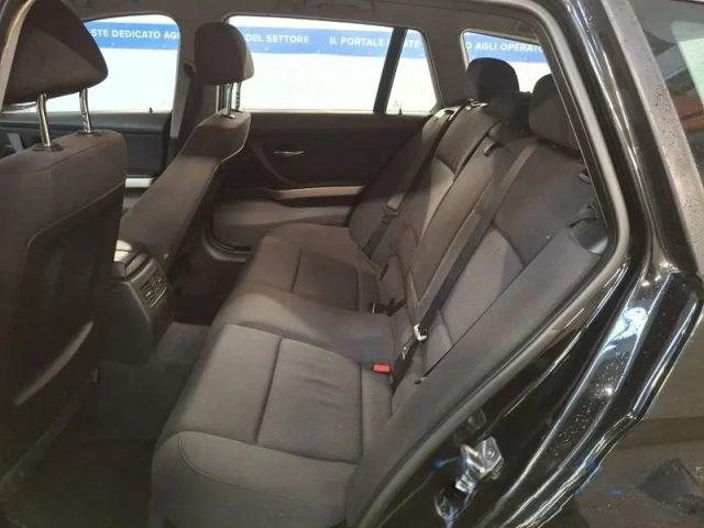 BMW 318 d cat Touring Attiva Autom -cerchi lega+Garanzia-