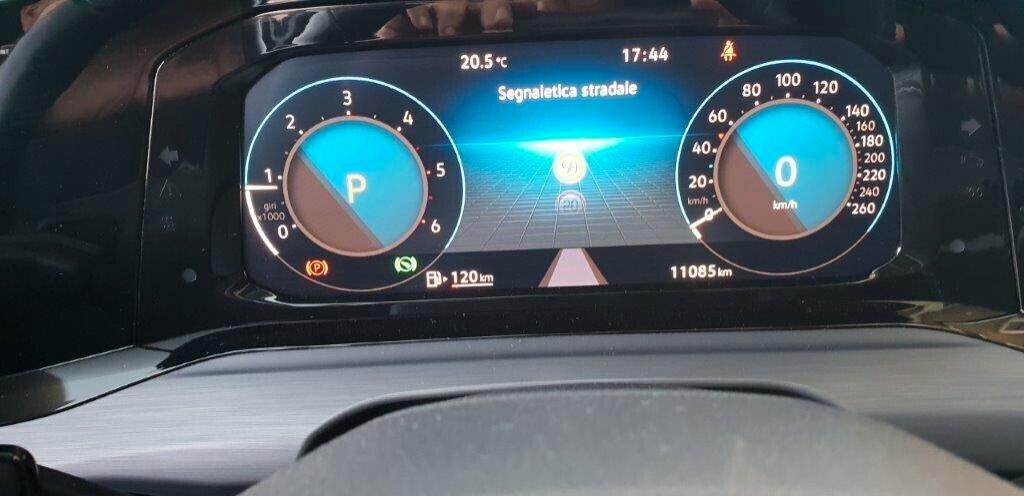 Volkswagen Golf 2.0 TDI 150 CV DSG SCR Style AZIENDALE 11.000 KM