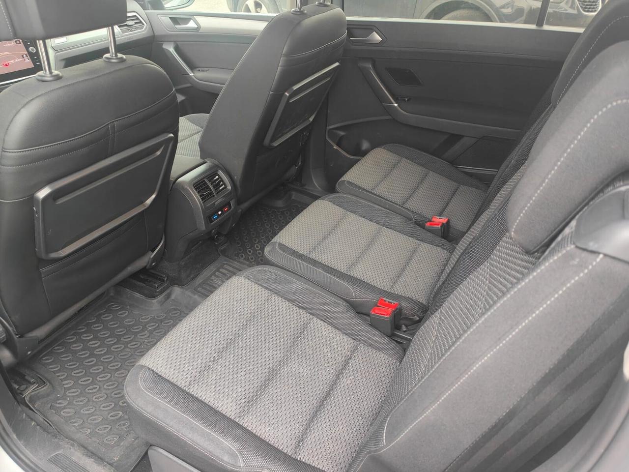 Volkswagen Touran 1.6 TDI 115 CV SCR DSG Comfortline BlueMotion Tech.