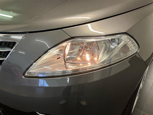 LANCIA Ypsilon 5 Porte 1.2 8v 69cv Gold c/CL E6