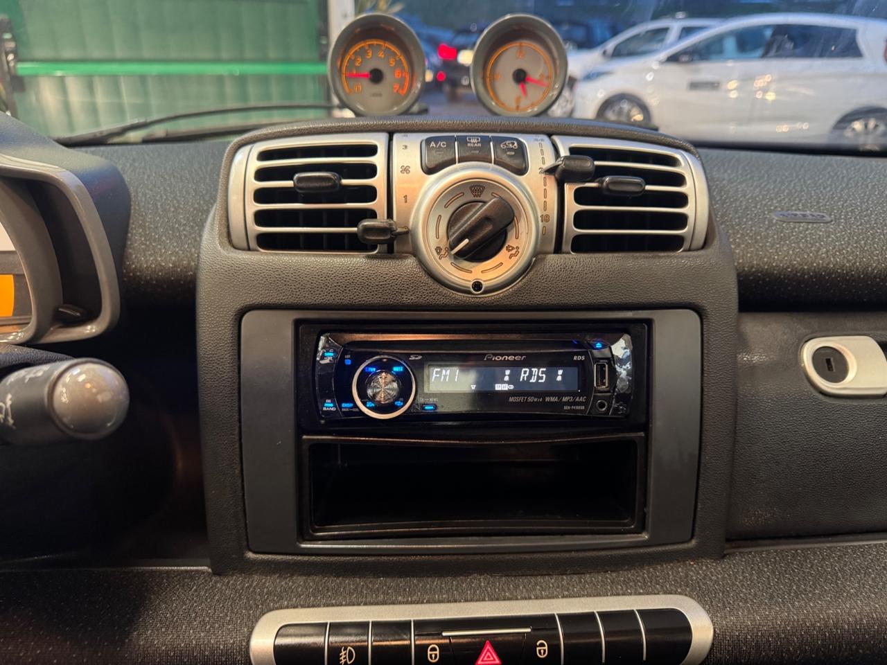 Smart ForTwo 1000 52 kW MHD coupé pure NEOPATENTATI