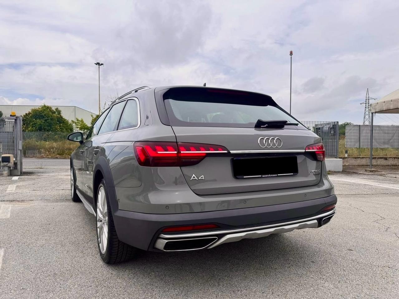 AUDI A4 ALLROAD Tdi 204 Cv-Tetto Pelle 19 Luci ambient