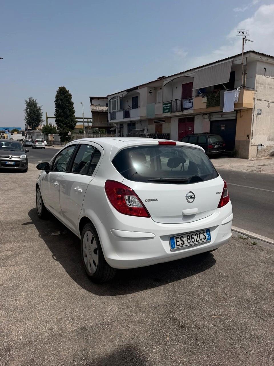 Opel Corsa 1.2 85CV 5 porte GPL-TECH Edition