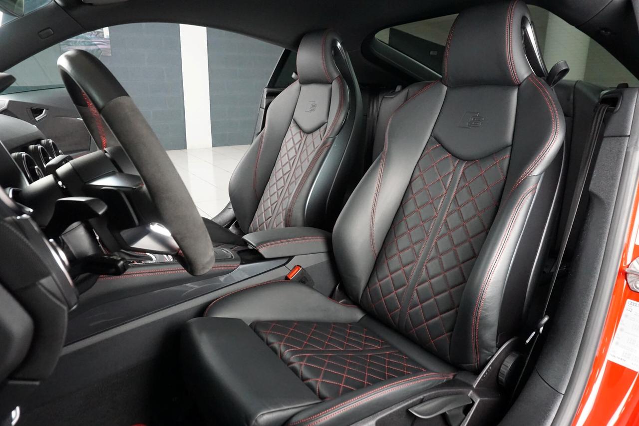 Audi TTS Coupé TFSI quattro S tronic Competition Plus