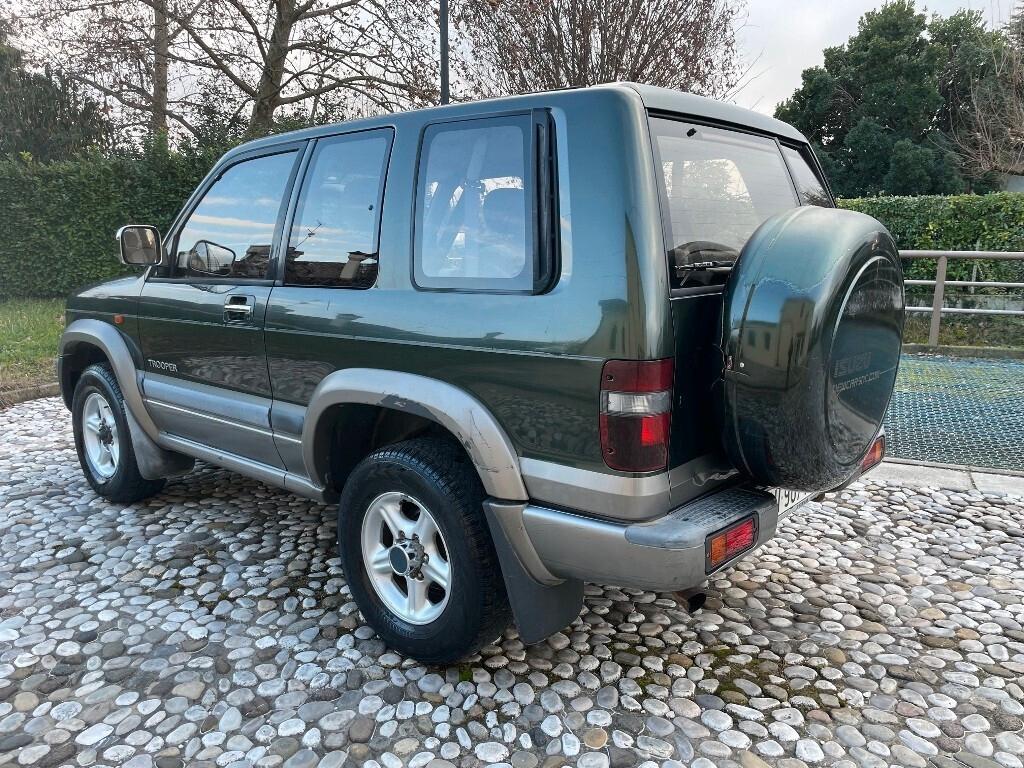 Isuzu Trooper 3.0 16V TDI cat 3 porte RS