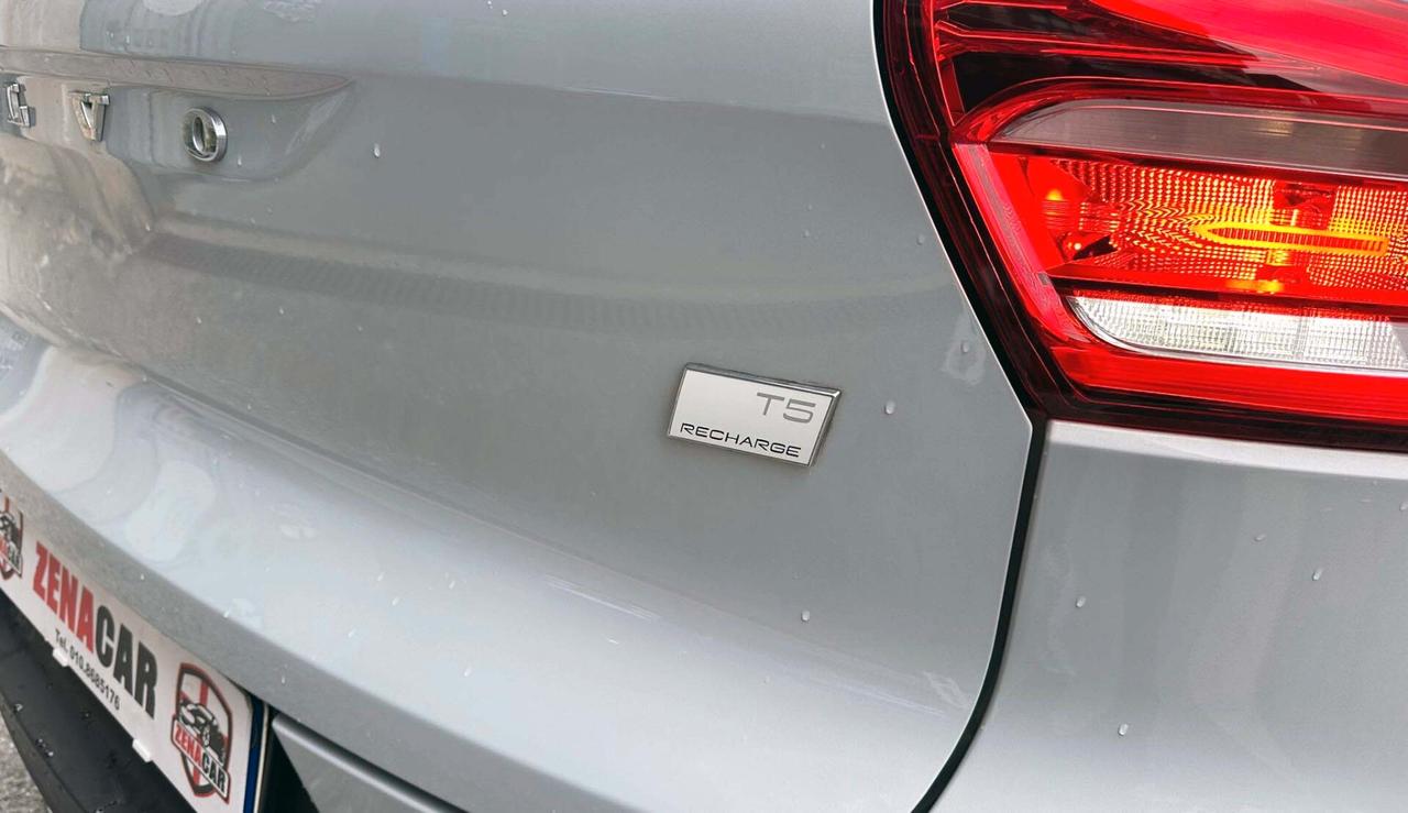 Volvo XC40 T5 Plug-in Hybrid Inscription Expression Tetto Apribile Interni in Pelle Unicopro. Fatturaabile
