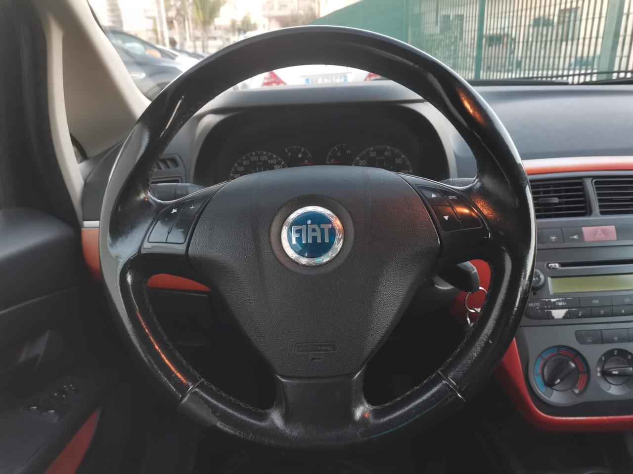 Fiat Grande Punto 1.3 MJT 75 CV 5 porte Dynamic