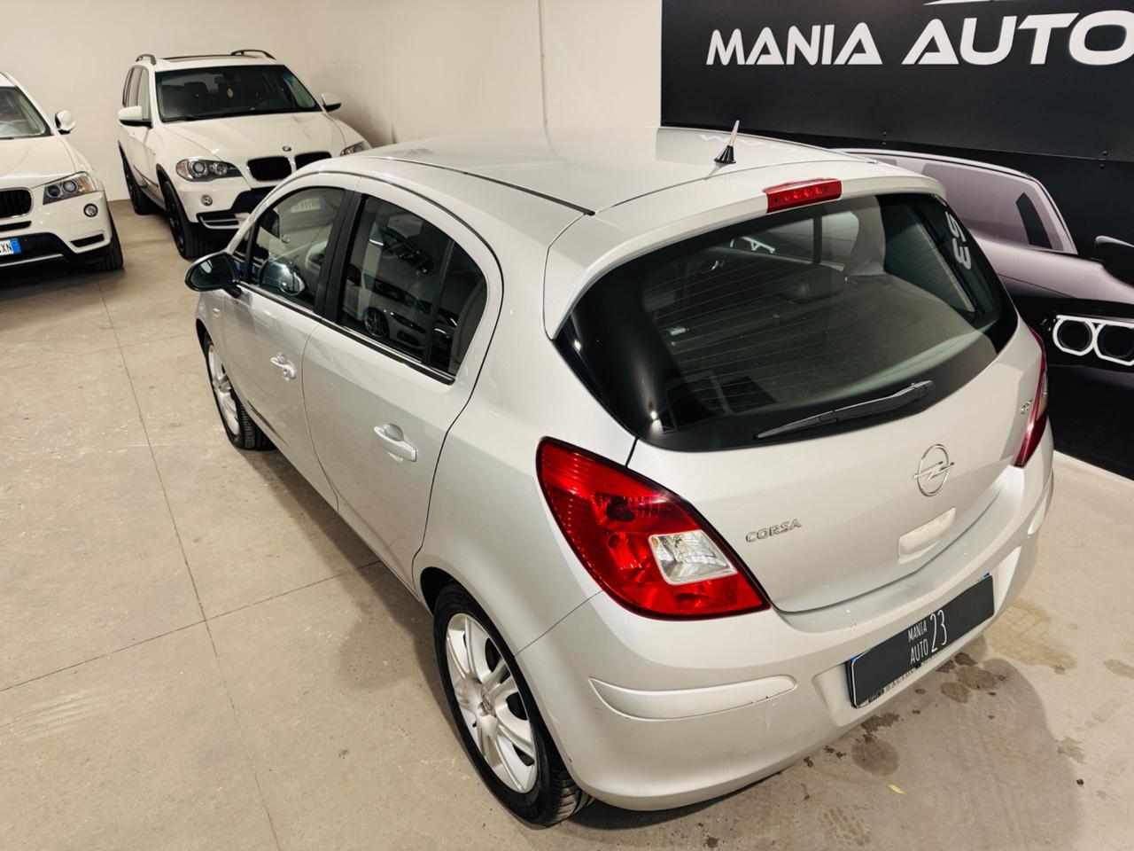 Opel CORSA 1.3 90CV 5P*-TECH Edition