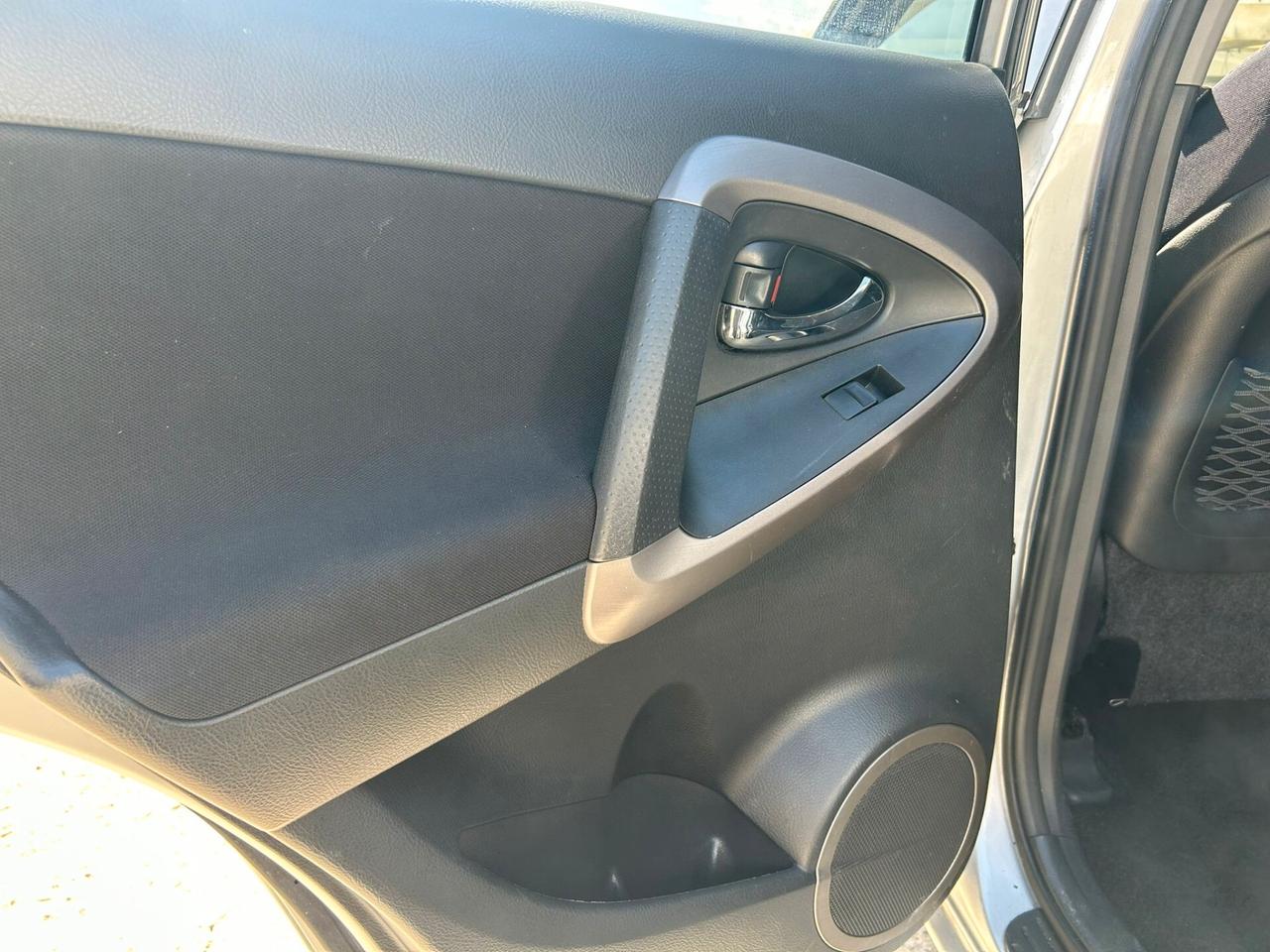 Toyota RAV 4 2.2 D-4D 136 CV