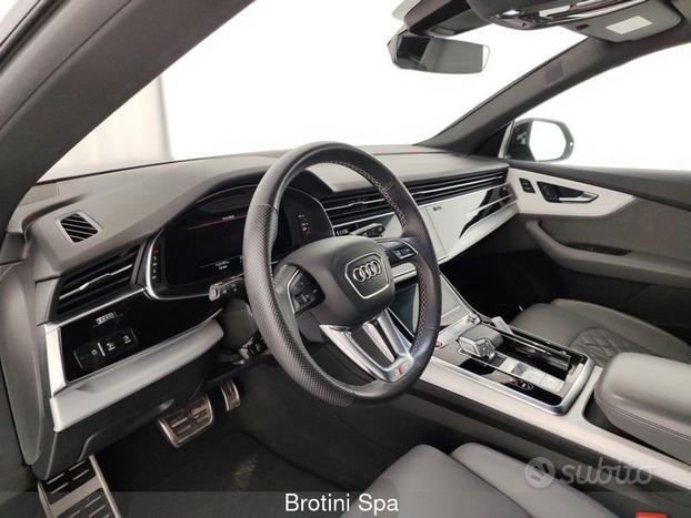 Audi Q8 SQ8 TDI quattro tiptronic sport attitude