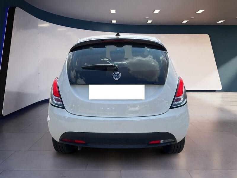 Lancia Ypsilon NUOVA My24 402 Oro 1.0