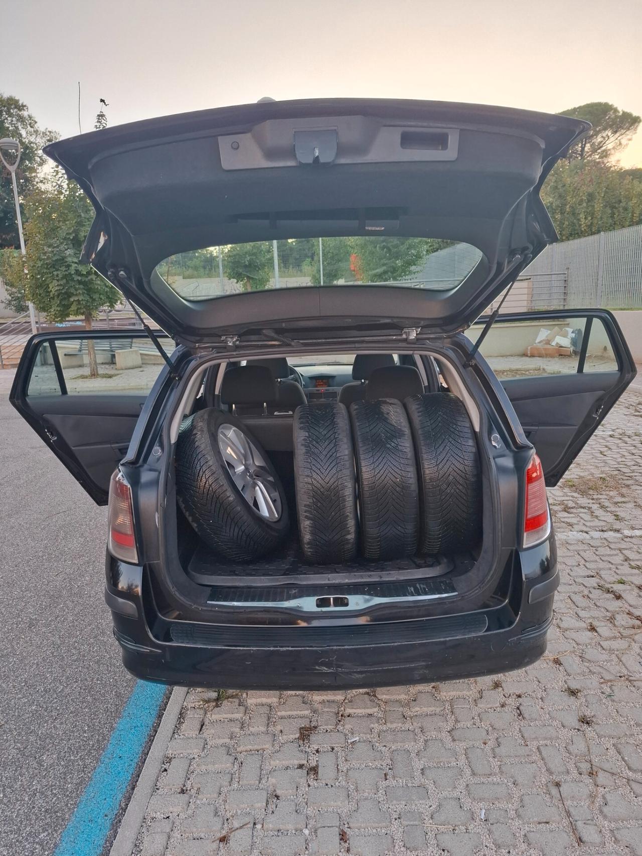 Opel Astra 1.9 CDTI 120CV Station Wagon Cosmo