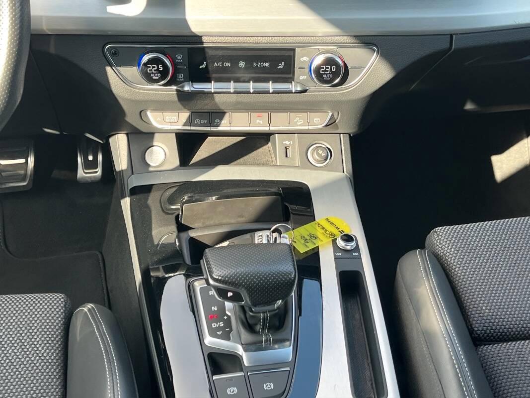 Audi Q5 35 2.0 tdi mhev 12V S line s-tronic