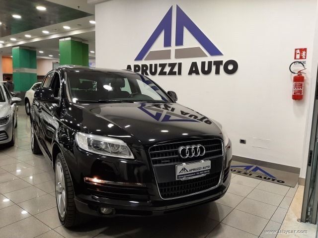 AUDI Q7 3.0 V6 TDI 240 CV qu. tip. Adv. Plus S-LINE                                                 