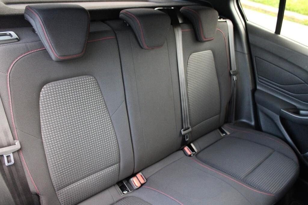 FORD Focus berlina ST-Line 1.5 dCi 120cv Aut. *LED