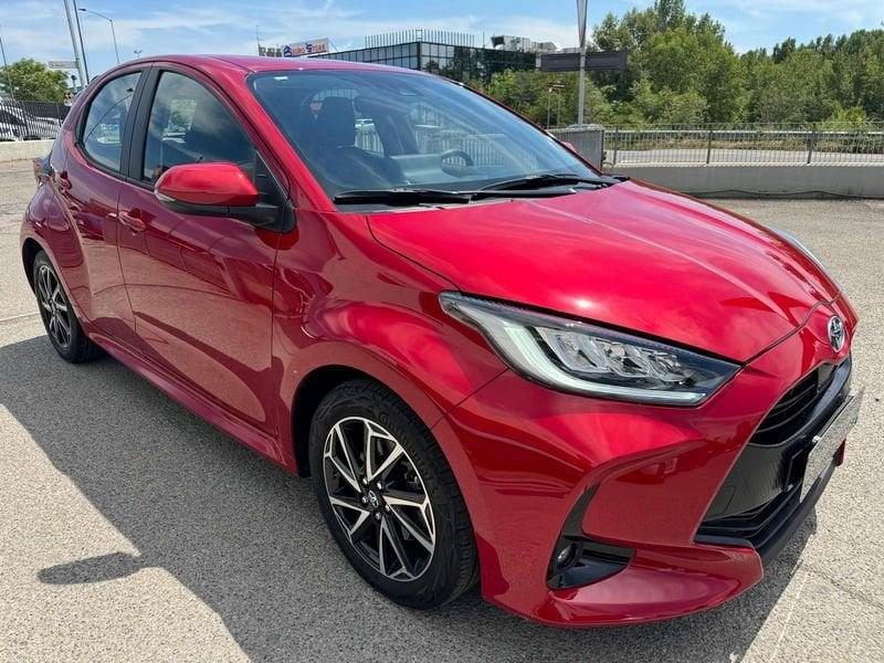 Toyota Yaris Hybrid Trend MY22