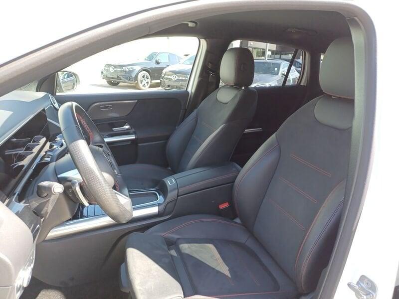 Mercedes-Benz GLA GLA 200 d AMG Line Advanced Plus NIGHT-PACK