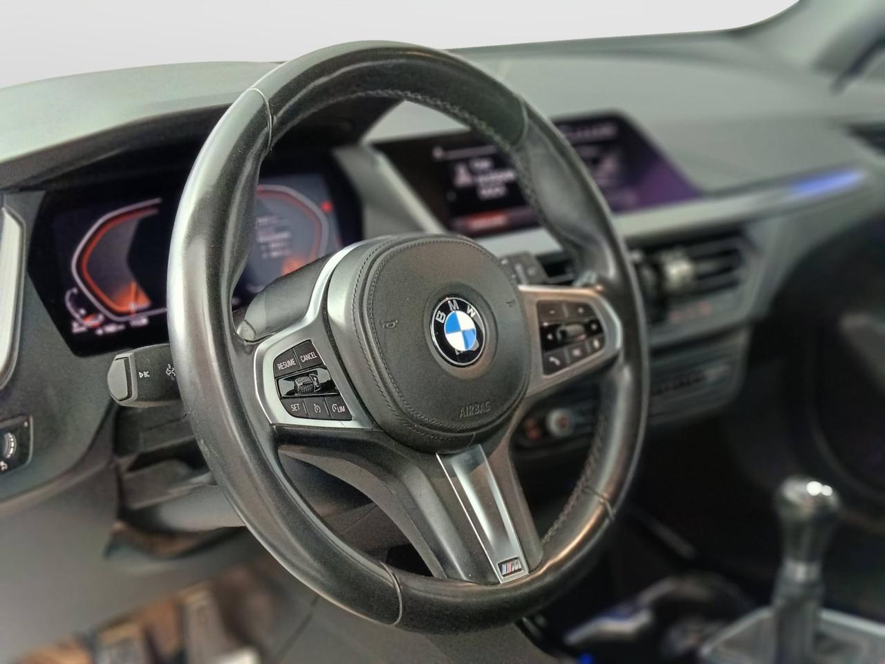 BMW Serie 1 F40 - 116d Msport