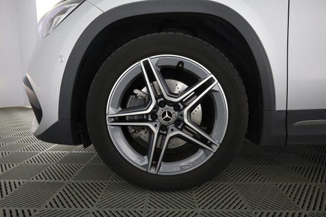 MERCEDES-BENZ CLA sse GLA GLA 180 d Automatic Premium