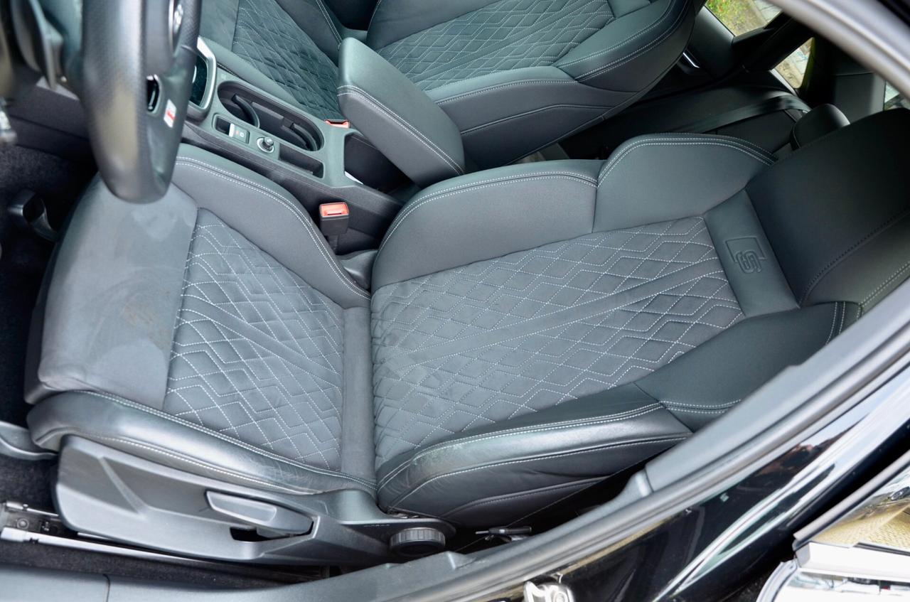 AUDI S3 SEDAN 2.0 TFSI SPORT ATTITUDE QUATTRO 310cv S-TRONIC, IVA SUL 100%, TETTO, SCARICO MILLTEK, BANG&OLUFSEN, TOTAL BLACK, 20″, PERMUTE