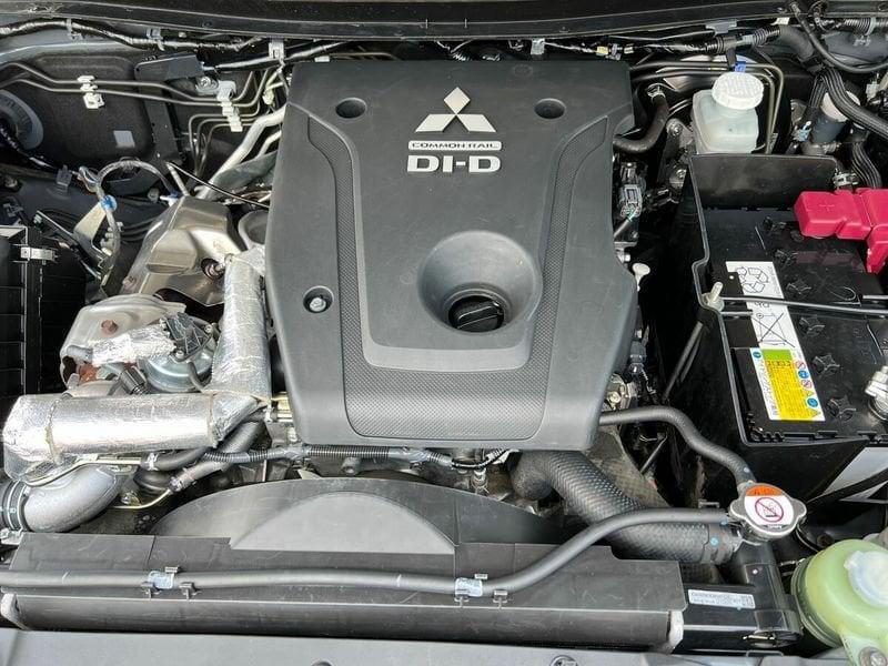 Mitsubishi L200 L200 cl.cab 2.3d Invite Connect 4wd 150cv