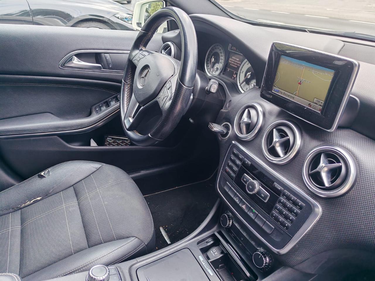 Mercedes-benz A 180 CDI BlueEFFICIENCY Automatic Sport