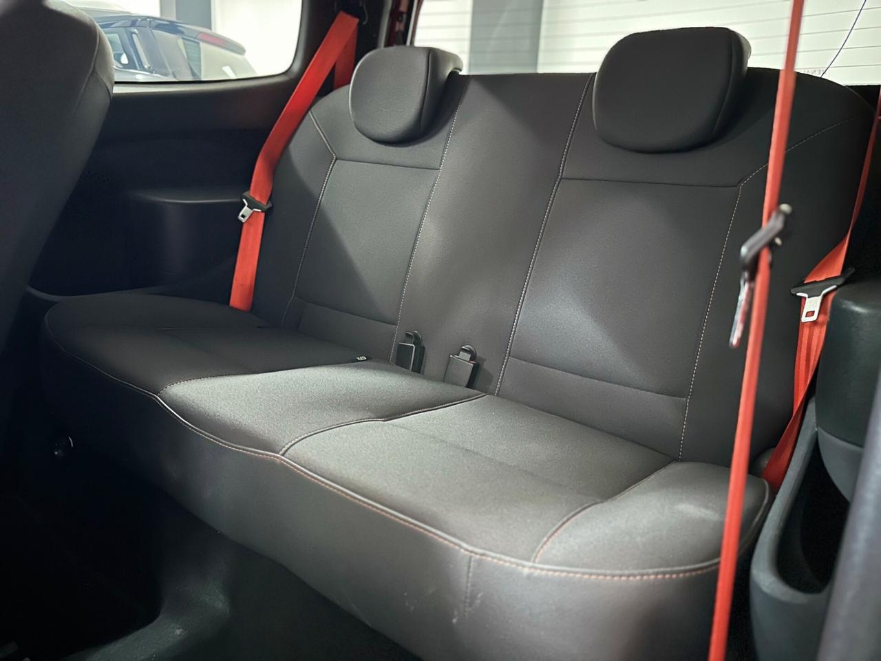 RENAULT Twingo 1.6 16V (133) R.S. 2010