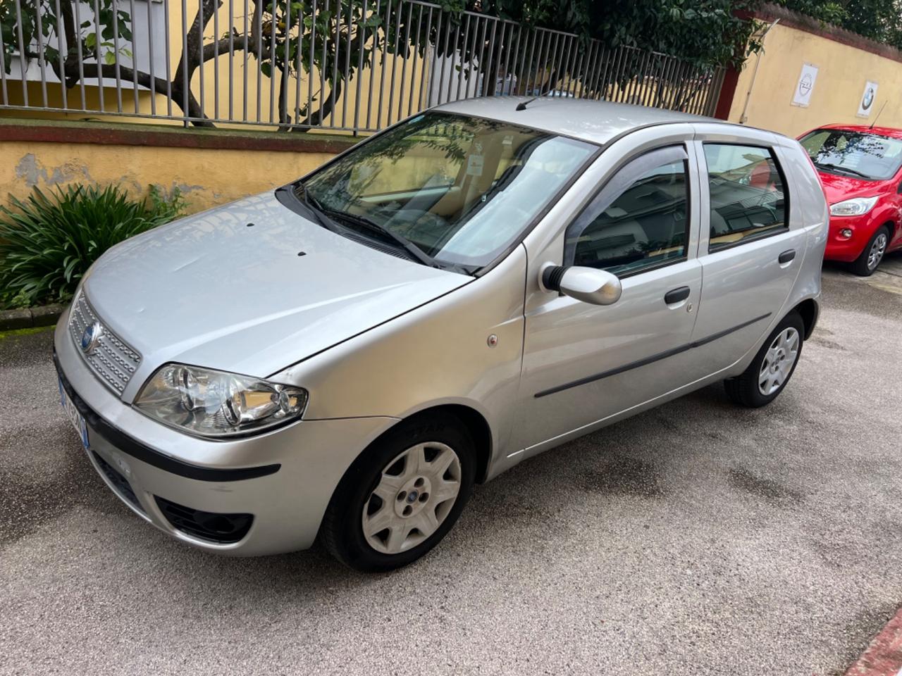 Fiat Punto 1.2i cat 5 porte ELX