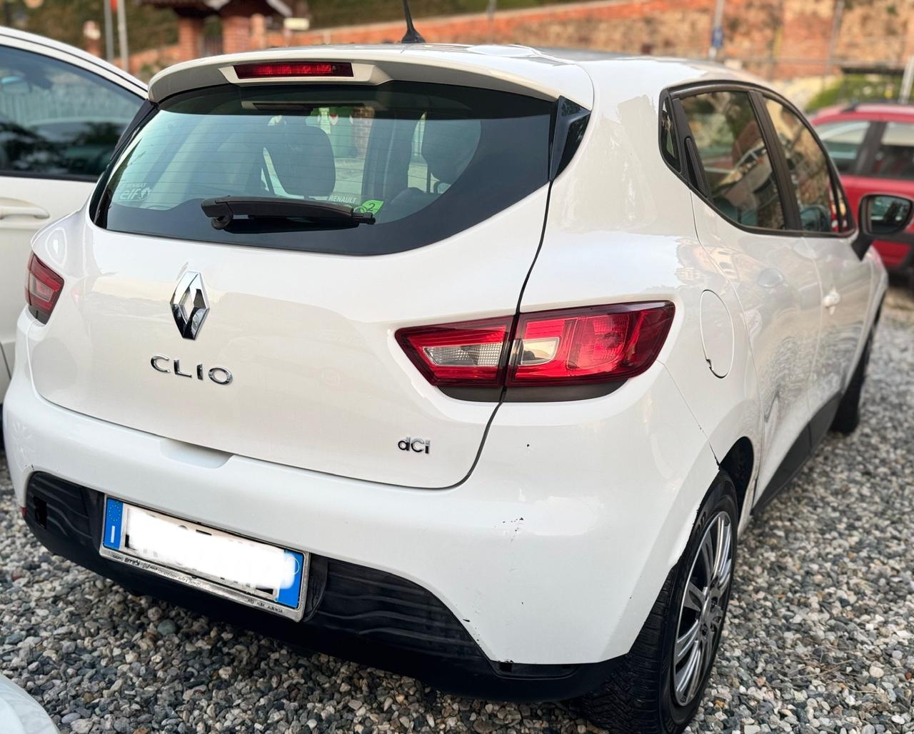 Renault Clio 1.5 dCi 8V 75CV adatta a neopatentati