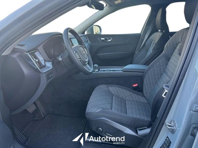 Volvo XC60 T6 Recharge Plug-in Hybrid 253+145 CV AWD Automatico Core