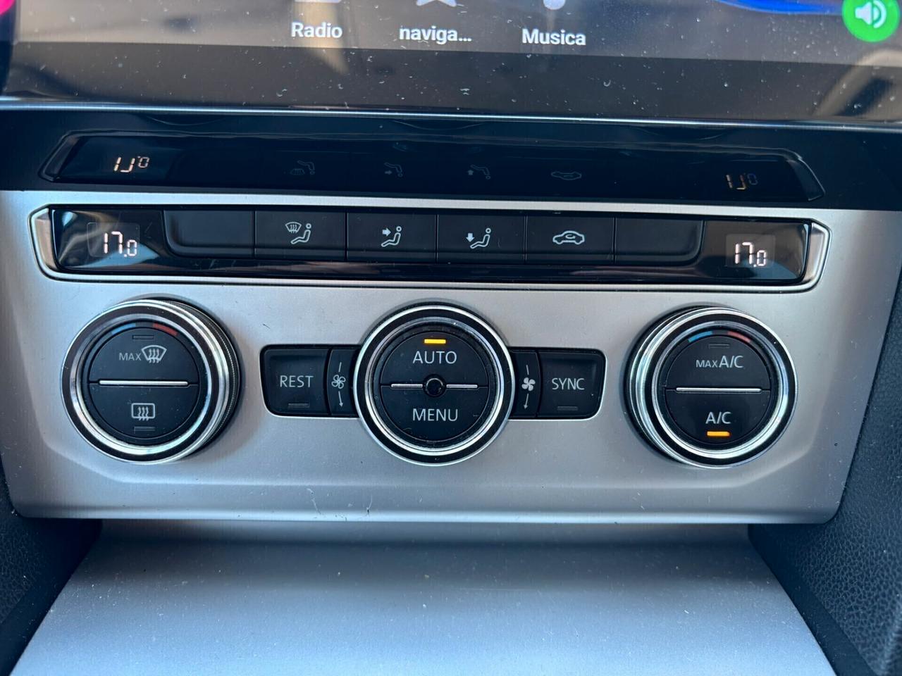 Volkswagen Passat Variant BUSINESS 2.0 TDI DSG BMT