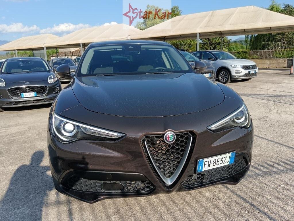 Alfa Romeo Stelvio 2.2 Turbodiesel 160 CV AT8 RWD