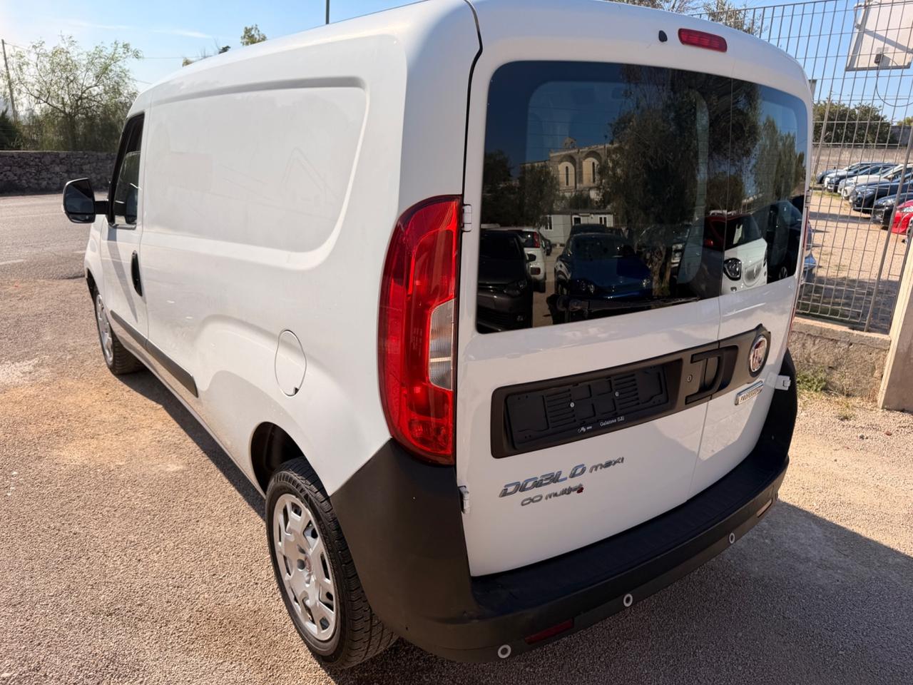 Fiat Doblò Maxi Professional 1.6 MTJ - 2016 NAVI/CLIMA