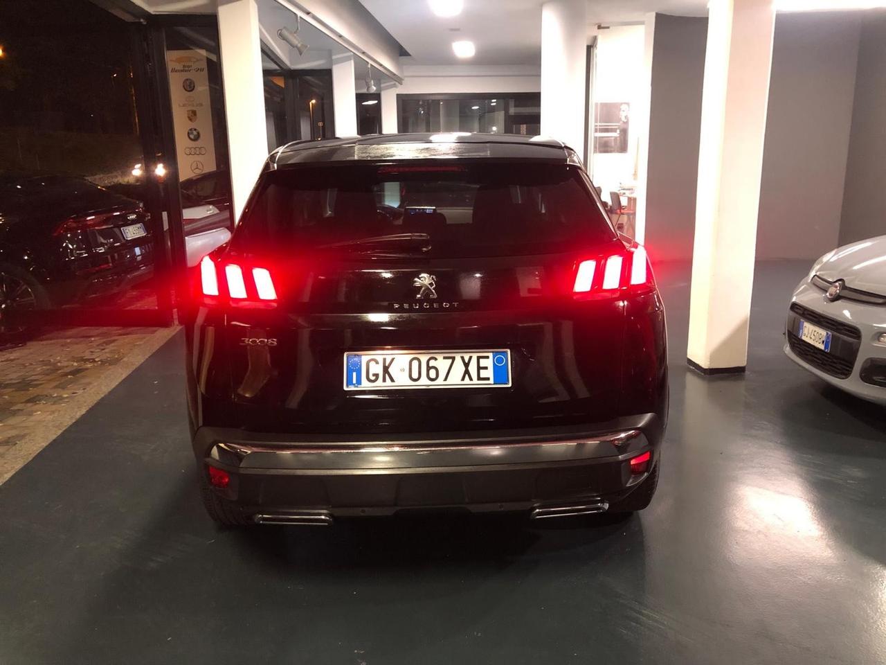 Peugeot 3008 BlueHDi 130 S&S EAT8 Allure