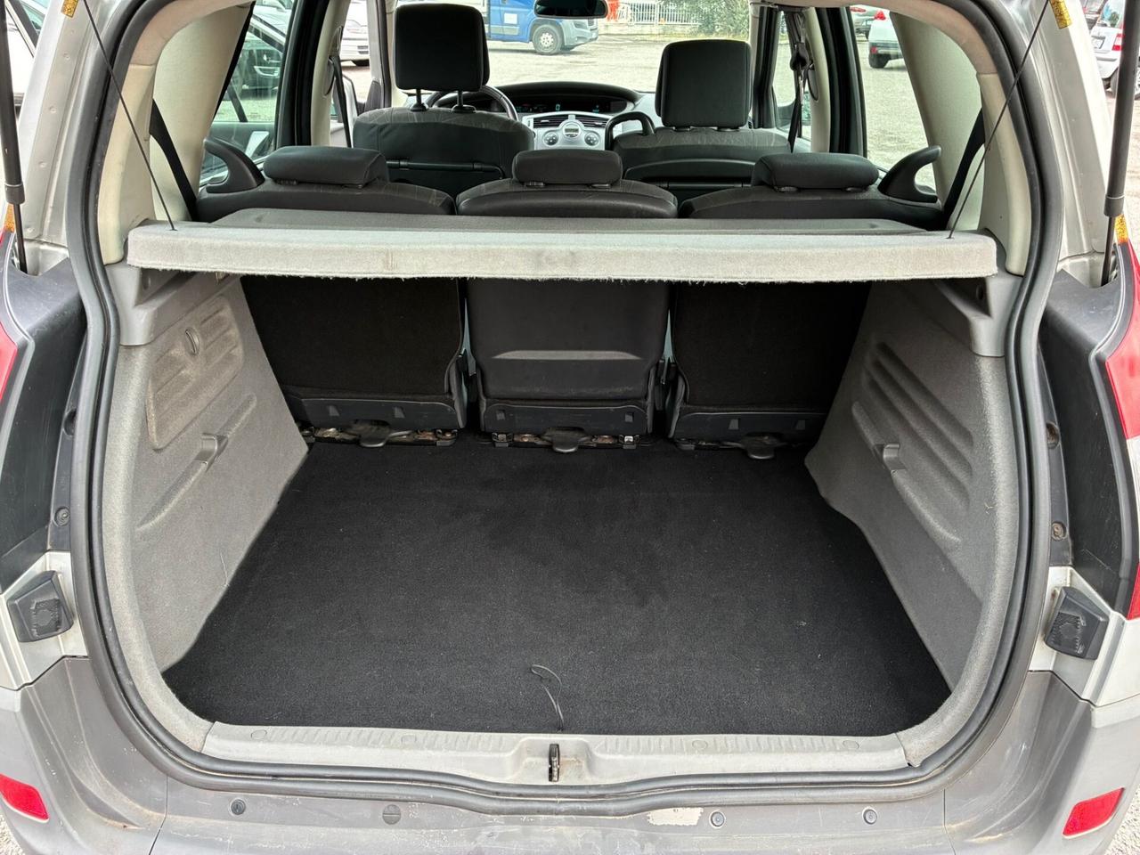 Renault Scenic 1.9 dCi 130CV Serie Speciale Exception