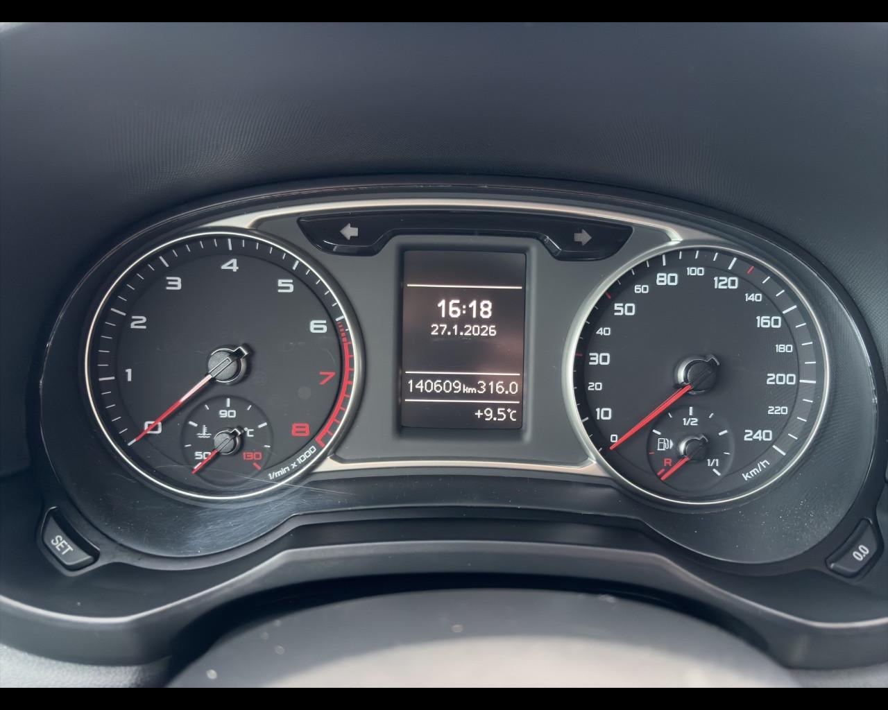 AUDI A1 1.4 TFSI S tronic Ambition S-LINE INTERNI!