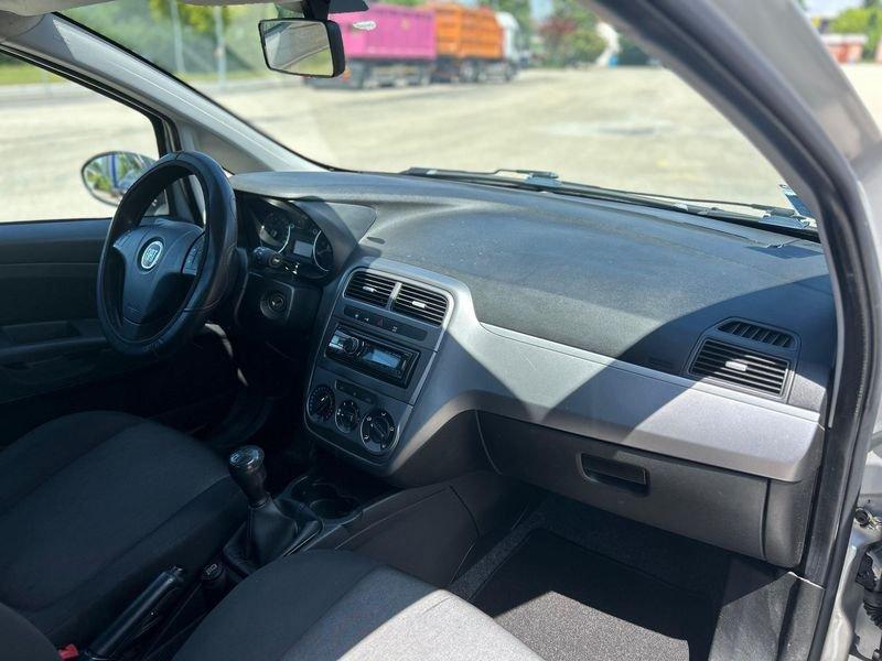 FIAT Punto 1.3 MultiJet II Lounge 75cv DPF
