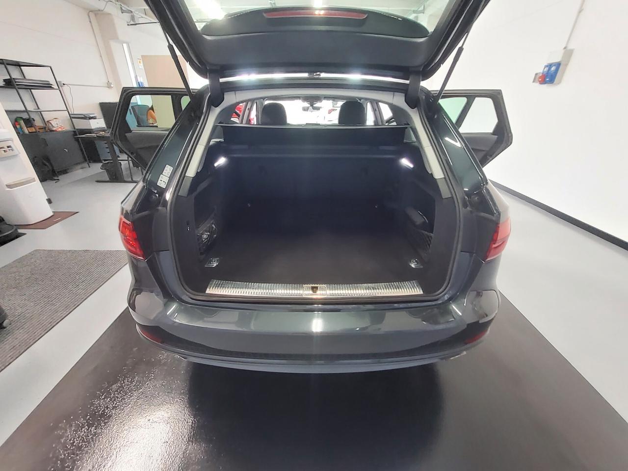 Audi A4 Avant 2.0 TFSI g-tron S line edition