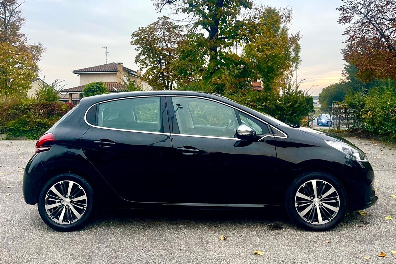 Peugeot 208 PureTech 82 5 porte Access