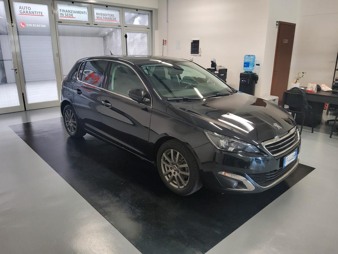 Peugeot 308 BlueHDi 120 S&S Allure