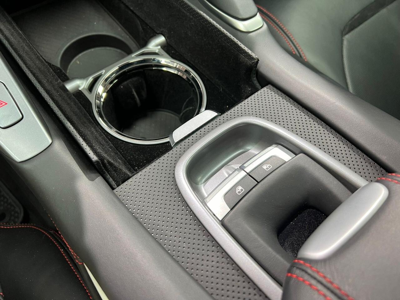 Ferrari GTC4 Lusso 3.9 T dct (296)