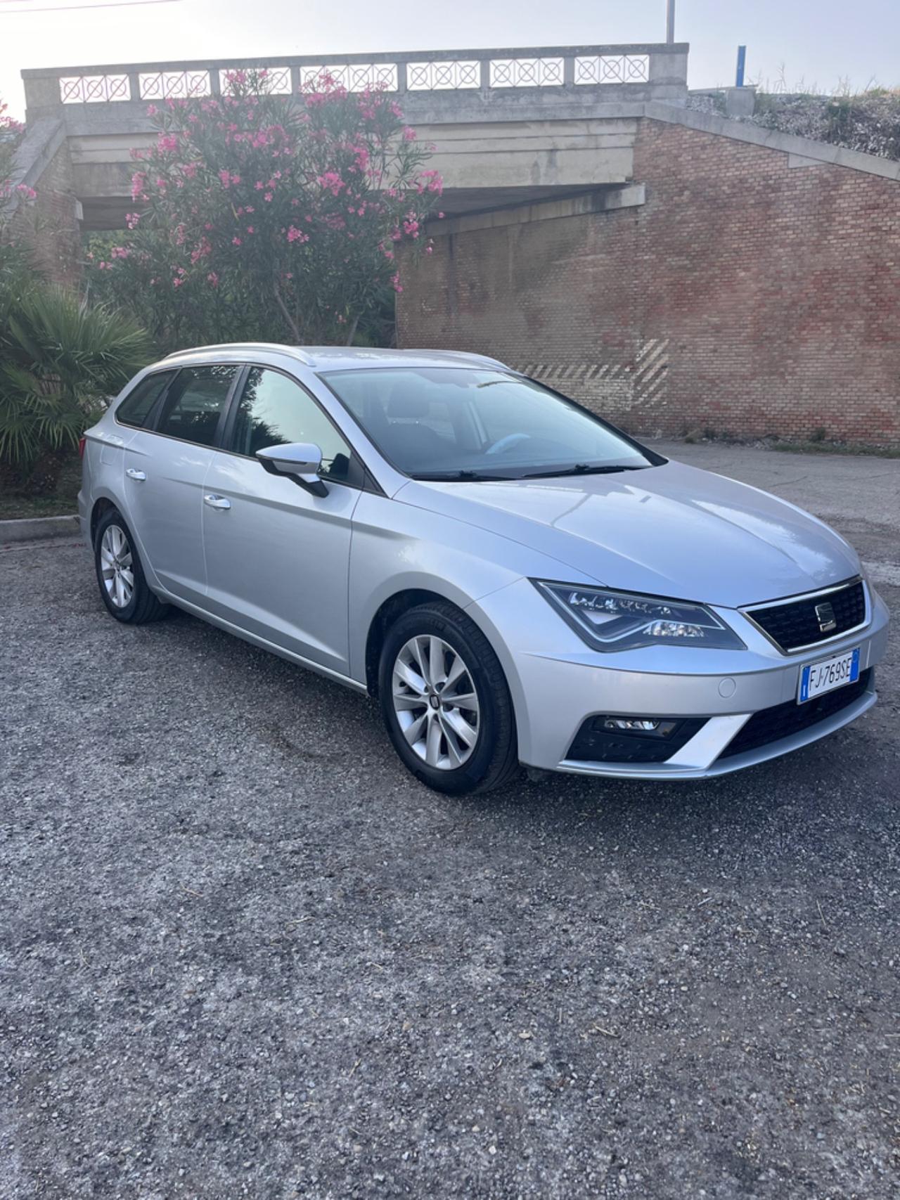 Seat Leon 1.4 TGI DSG ST Business HIGH