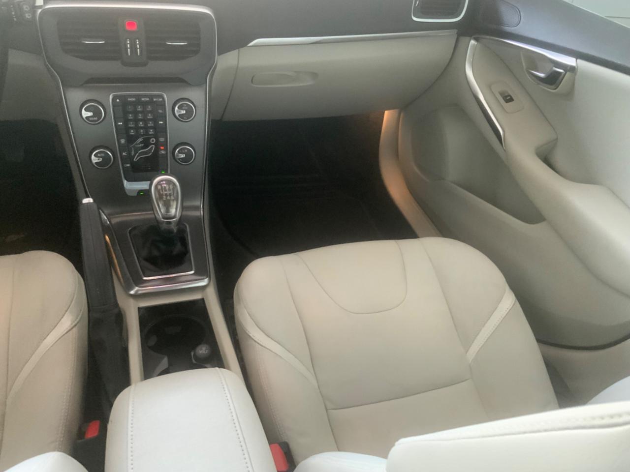 Volvo V40 D2 1.6 Momentum