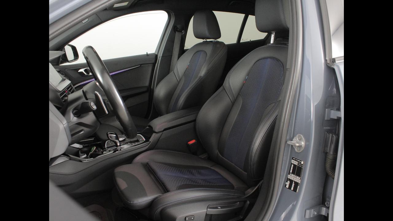 BMW Serie 1 F40 - 118d Sport auto