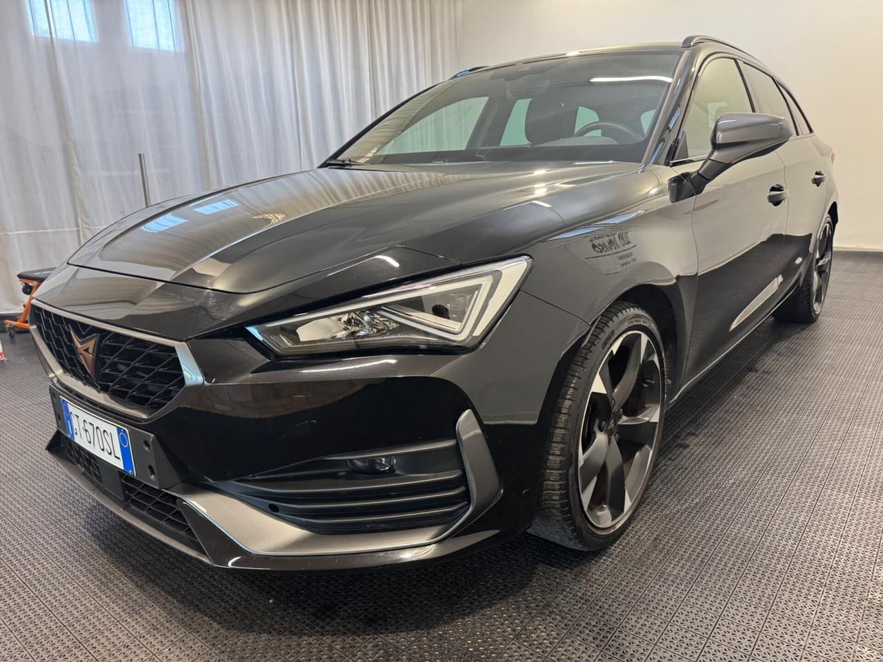 Cupra Leon Sportstourer 1.5 Hybrid 150CV DSG