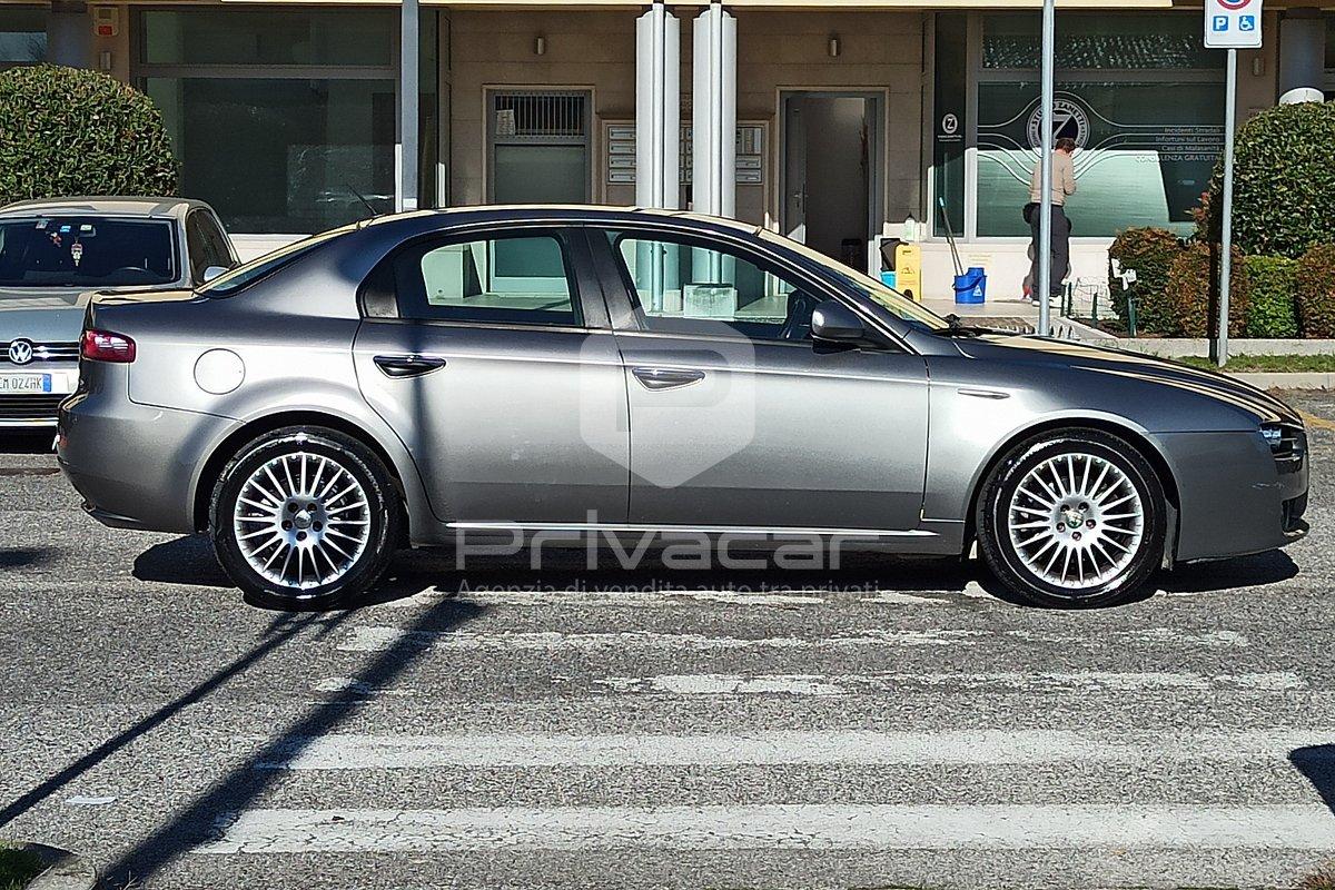 ALFA ROMEO 159 1.9 JTDm 16V Distinctive Q-Tronic