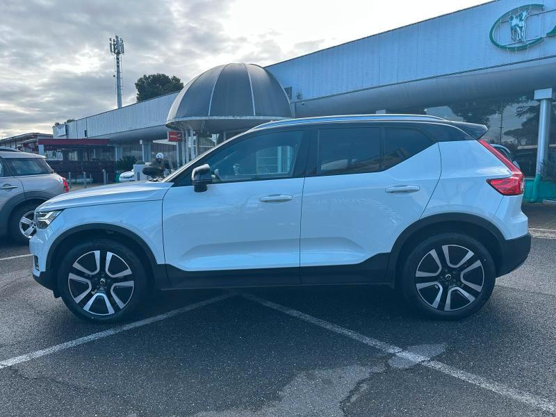 Volvo XC40 1.5 t2 Momentum auto my21