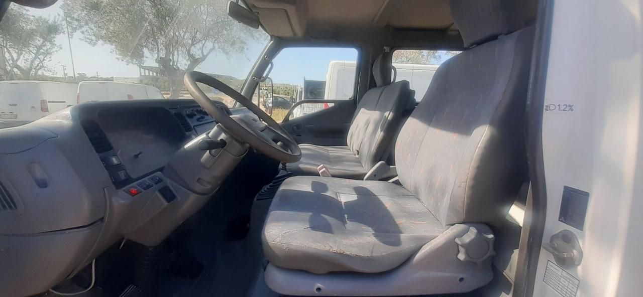 Mitsubishi canter 2004 - 3.0 diesel cassa ribal. Lb automobili
