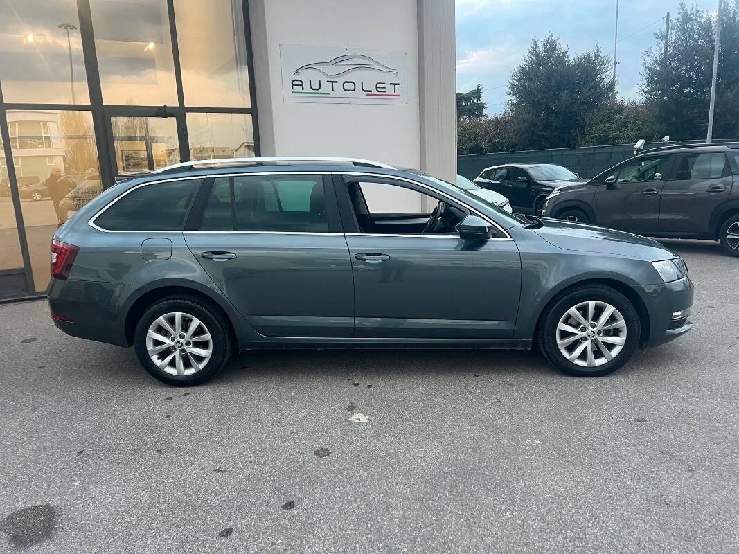 Skoda Octavia Wagon 1.5 g-tec Executive 130cv dsg